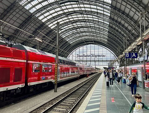 The train platform at the main train station of Frankfurt